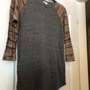 LuLaRoe Randy top